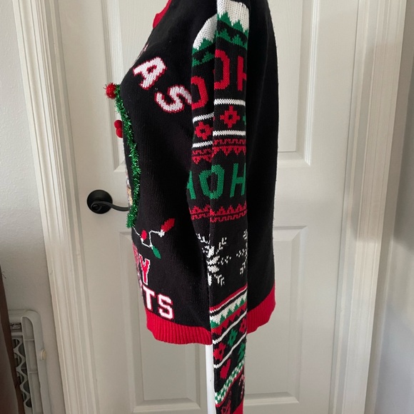 No Boundaries Grumpy Cat Christmas Sweater, Size L (11-13) - Picture 5 of 9